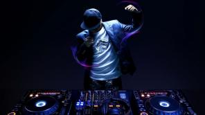 DJ на праздник свадебный диджей DJ